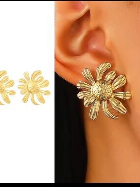 18k Gold plated Floral Daisy Stud Earrings for Women